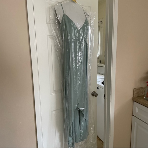 Show Me Your Mumu Mariah Wrap Maxi Dress Silver Sage Crisp - Picture 5 of 6